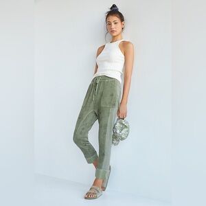 Daily Practice Upbeat Hippue Boho Olive Green Floral Jogger Pants Size S